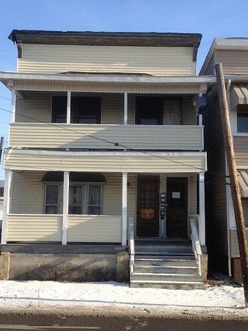 2nd image of 2205 Beale Ave