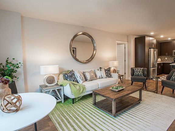 2nd image of 2731 California St #529