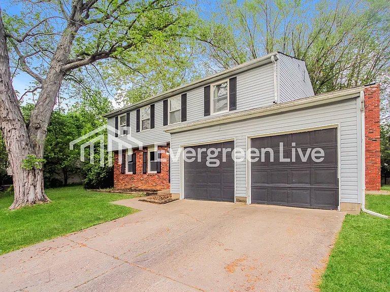 8211 Trevellian Way — Photo 15
