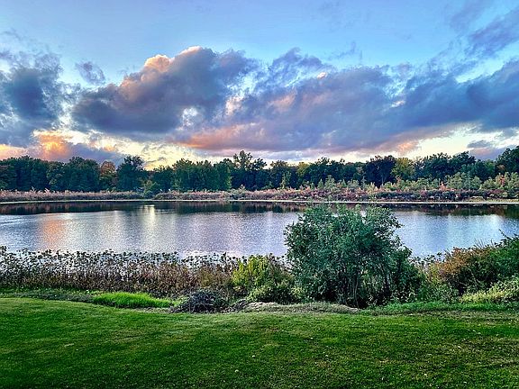 5th image of 12830 Rose Rd