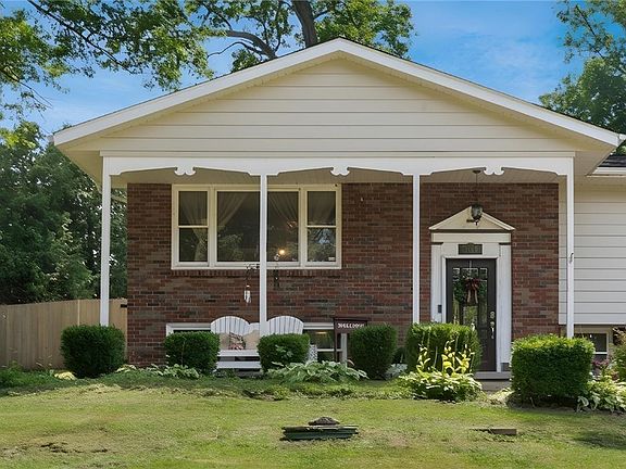 2nd image of 5020 Cliffrock Dr