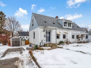 40 Elliott St, London, ON N5Y 2E4