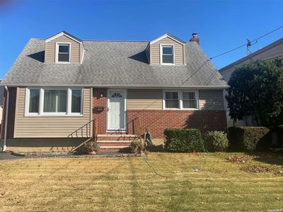 271 Grange Street, Franklin Square, NY, 11010