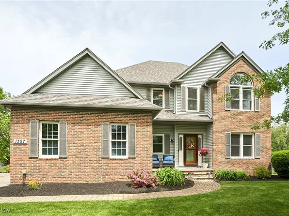 1357 Nesbitt Rd, Northfield, OH 44067