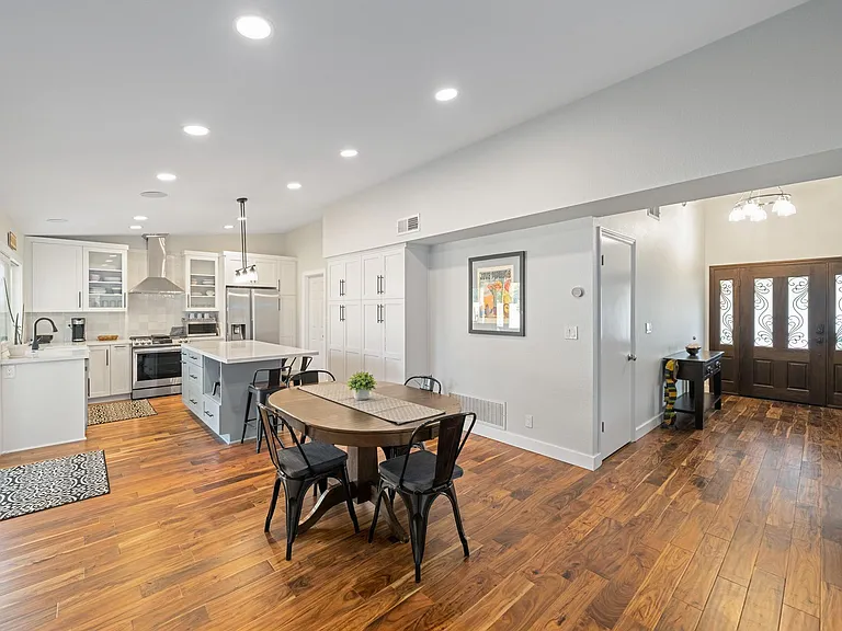 20551 Cohasset Ln — Photo 23