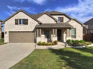 8124 Ash Meadow Dr, Fort Worth, TX 76131