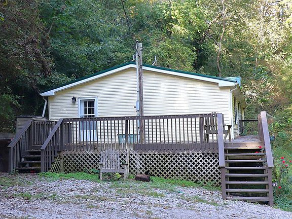 3rd image of 629 Oregon Rd