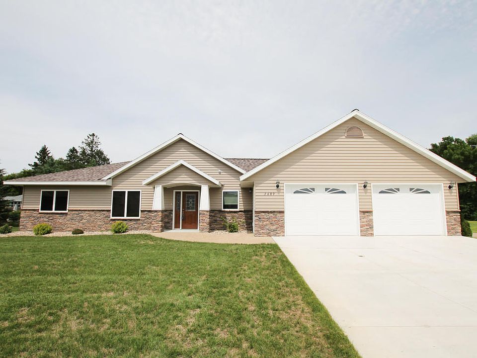 1st image of 2689 Cherry Lane Ct NE