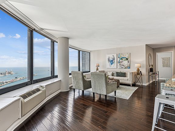5th image of 155 N Harbor Dr APT 2804