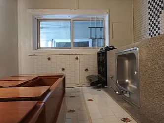 Rented by Paragon Real Estate Corporation