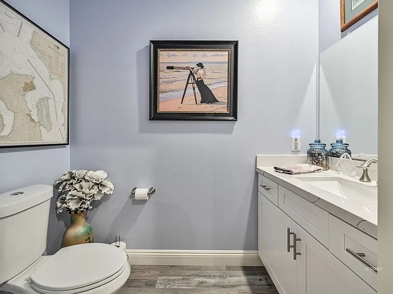 1129 Via Flore Way — Photo 30