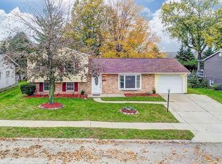 1519 S Brookhollow Dr, Springfield, OH 45504