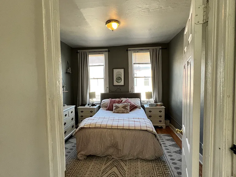 136 N Curley St #1 — Photo 8