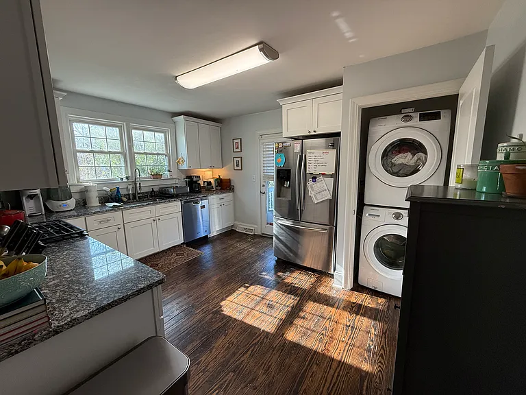 7 Ashford Ave — Photo 6
