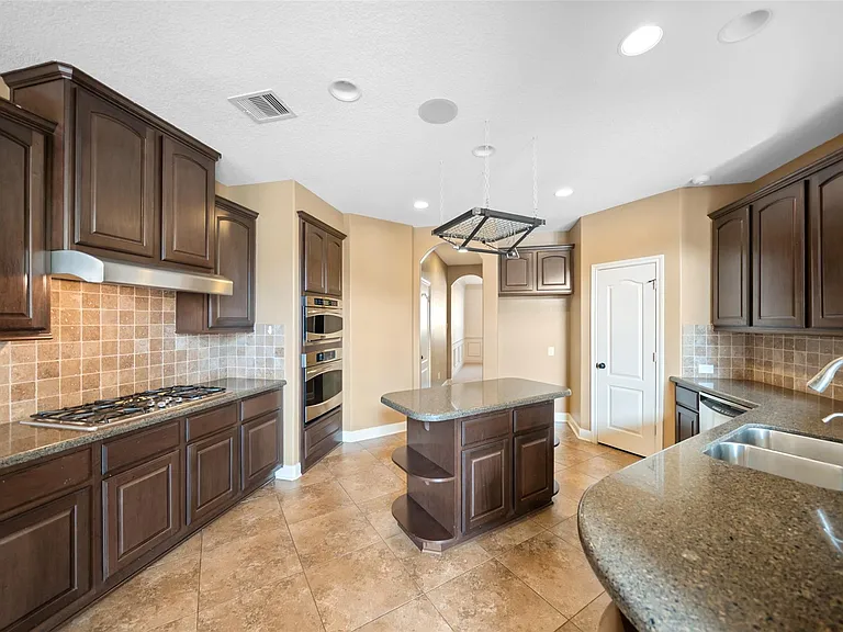 14318 Red Creek Cove Ln — Photo 26