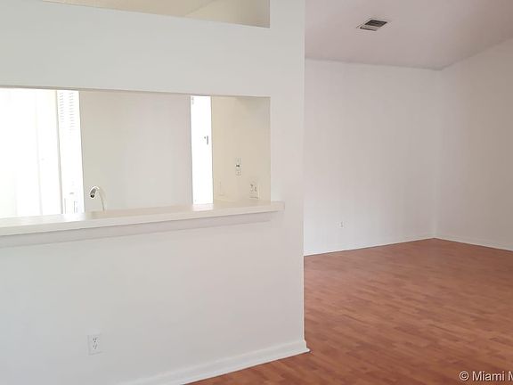 3rd image of 980 Coral Club Dr #980