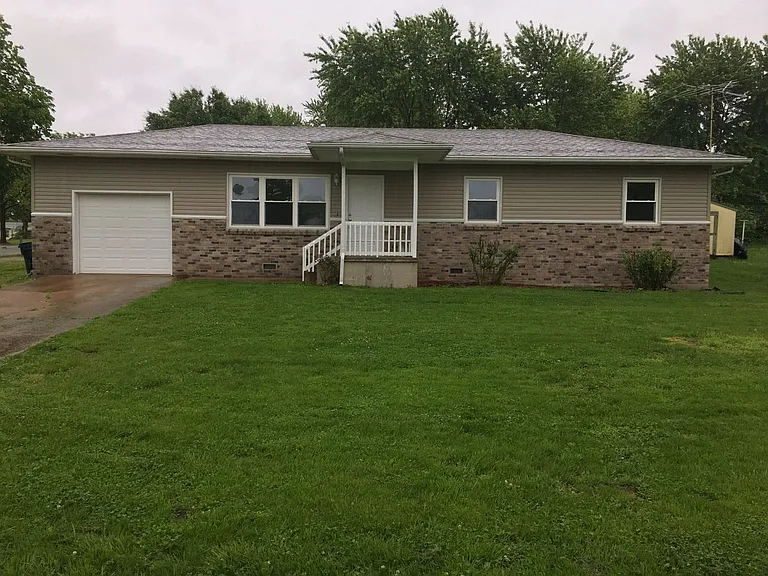 102 S Elder St — Photo 11