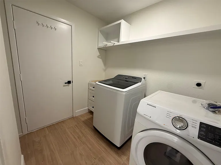 1 Redberry Ct — Photo 9