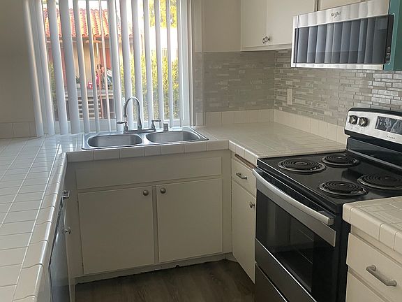 5th image of 1702 Florida St #652cfe752
