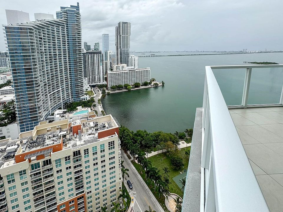 1st image of 1900 N Bayshore Dr APT 2912