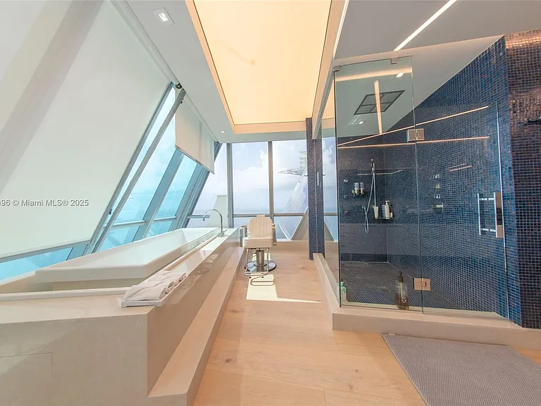 17121 Collins Ave #4803 — Photo 36