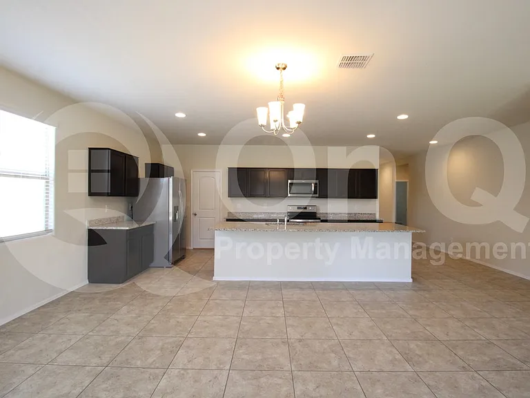2455 E Alida Trl — Photo 6
