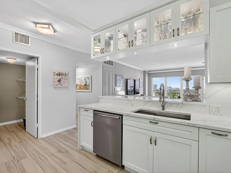2500 E Las Olas Blvd #1207 — Photo 4