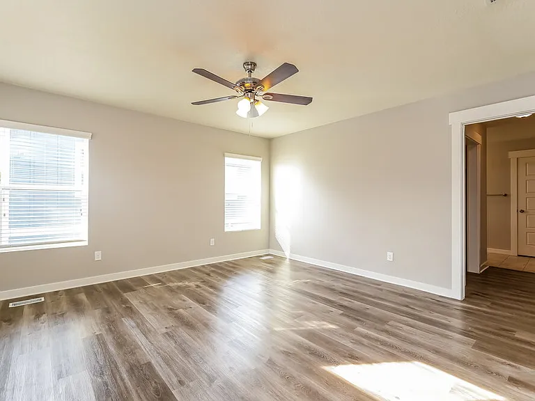 13368 S Moorfield Dr — Photo 9