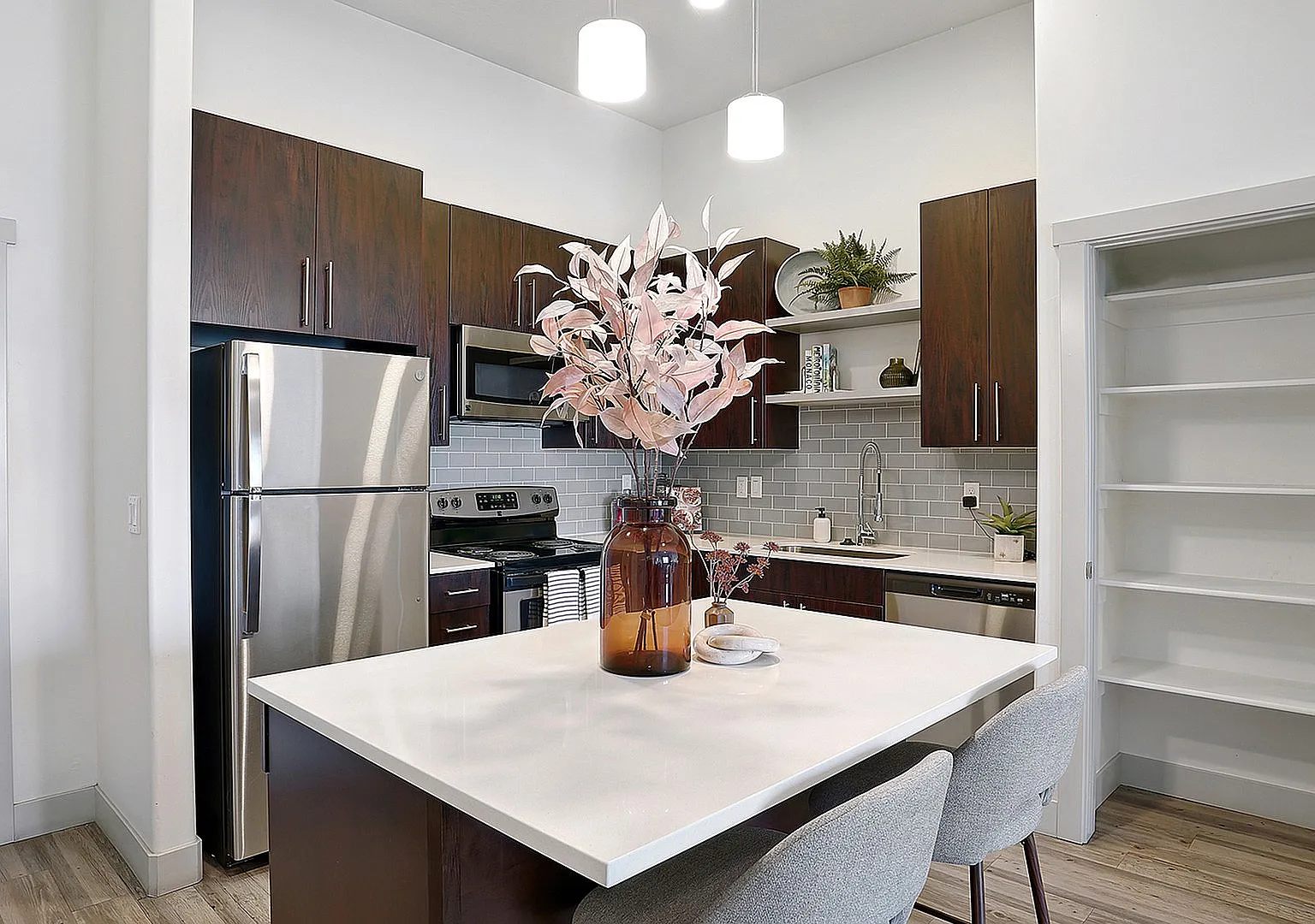 Parkway Lofts — Photo 2