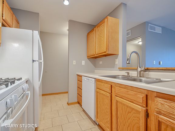 3rd image of 1912 Prairie Sq APT 217A