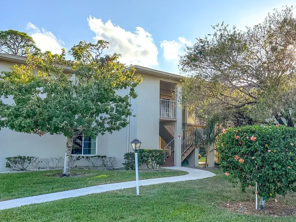 15 Lake Vista Trail #206, Port St Lucie, FL 34952