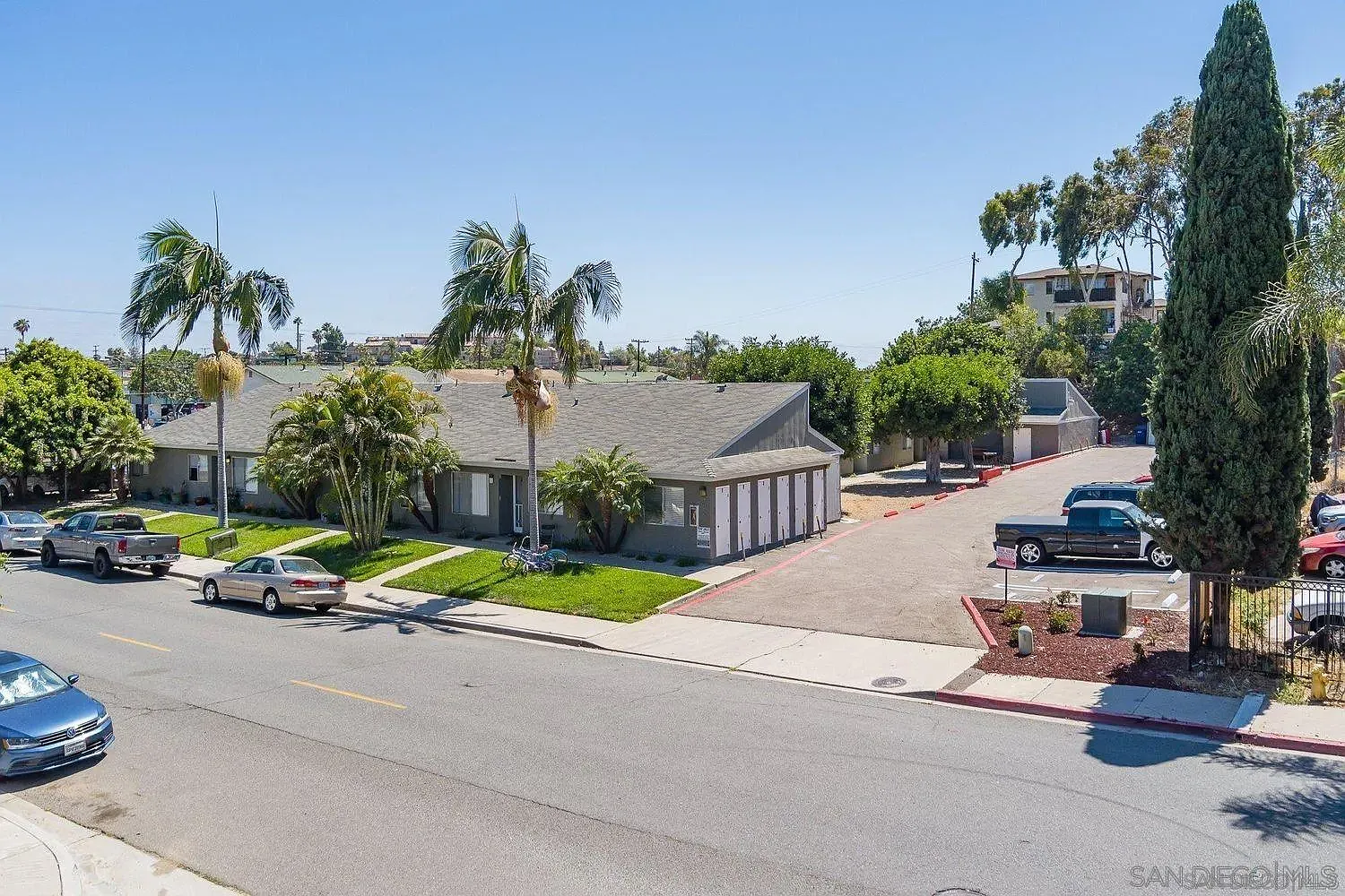 2 bed, 1.0 bath, 980 sqft, $2,490 — Photo 1