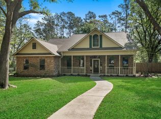 2400 Hollowbrook Ln, Conroe, TX 77384