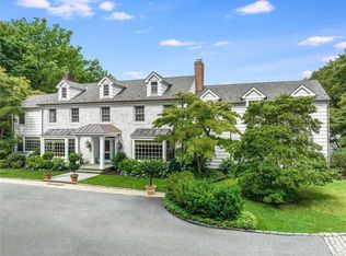 135 Skunks Misery Rd, Locust Valley, NY 11560