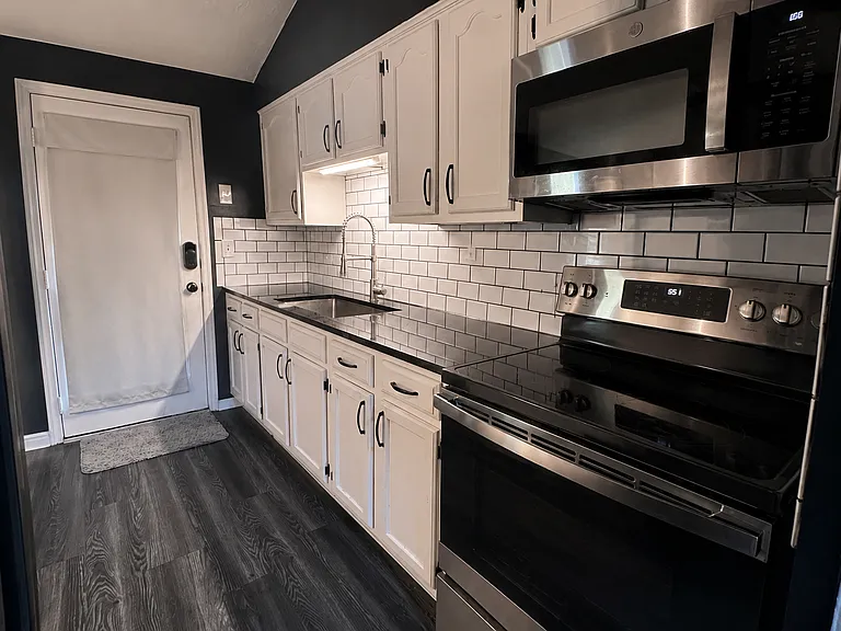3973 Basswood Ave — Photo 5