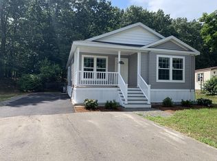 8 John Dr, West Springfield, MA 01089