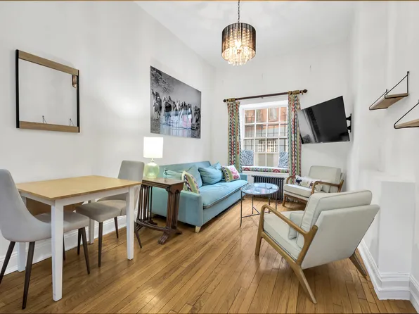 38 Morton St, New York, NY