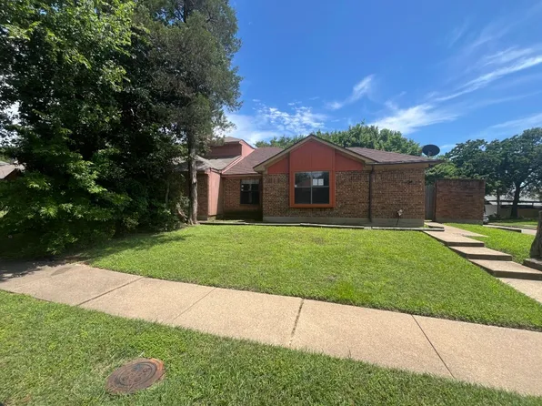 10204 Oak Terrace Cir, Dallas, TX 75227