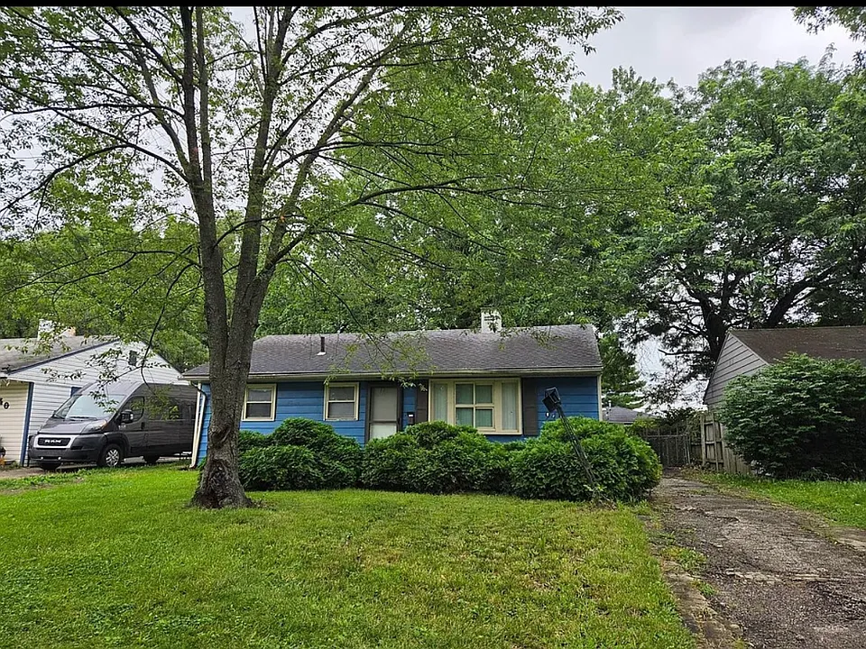 946 S Hampton Rd