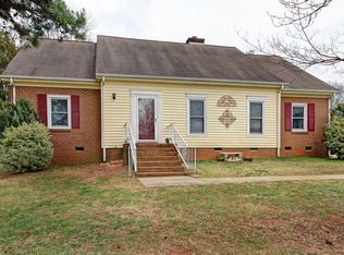 1236 Fieldstone Rd, Mooresville, NC 28115