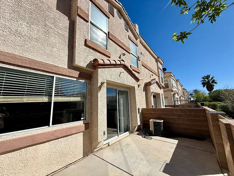3305 Cheyenne Gardens Way — Photo 19