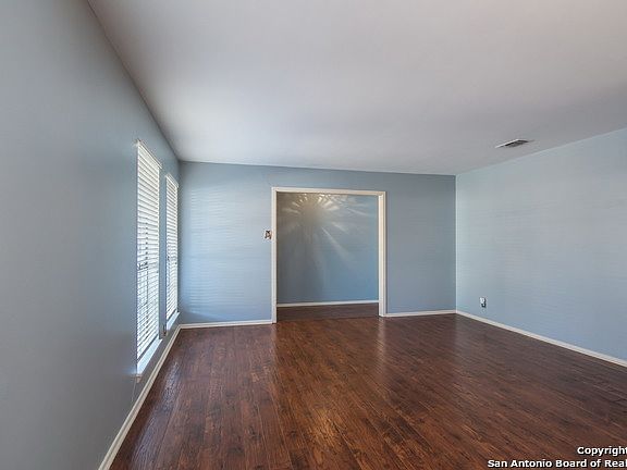 5th image of 3134 Leyte St