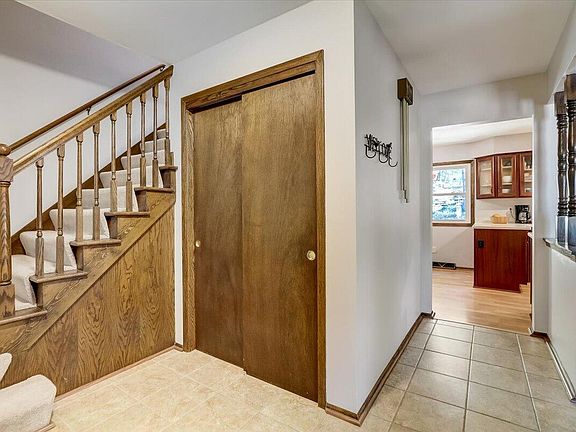4th image of 213 Rawlins Dr