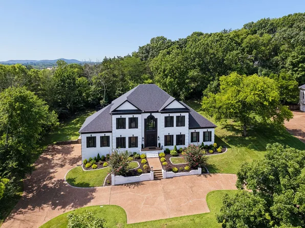 5093 Heathrow Blvd, Brentwood, TN 37027