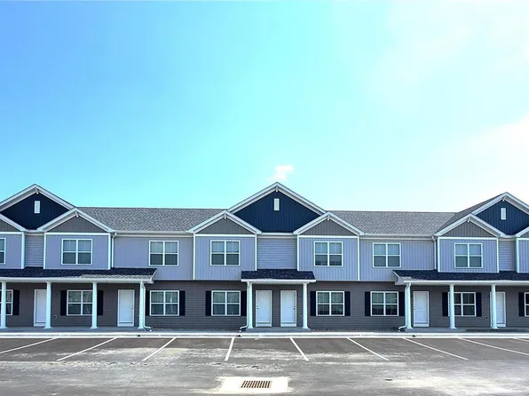 1320 McKinley St, Mascoutah, IL 62258