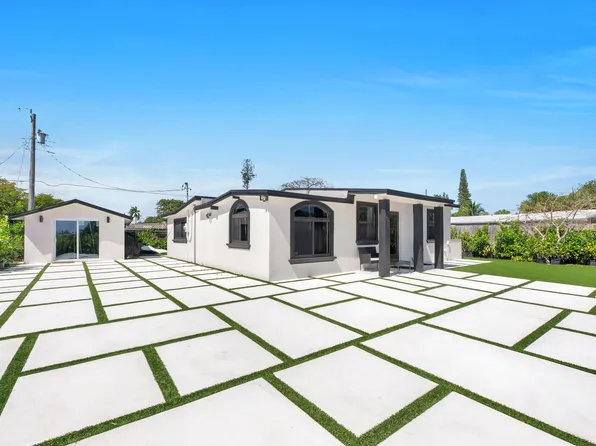 1433 NE 53rd Ct, Pompano Beach, FL 33064