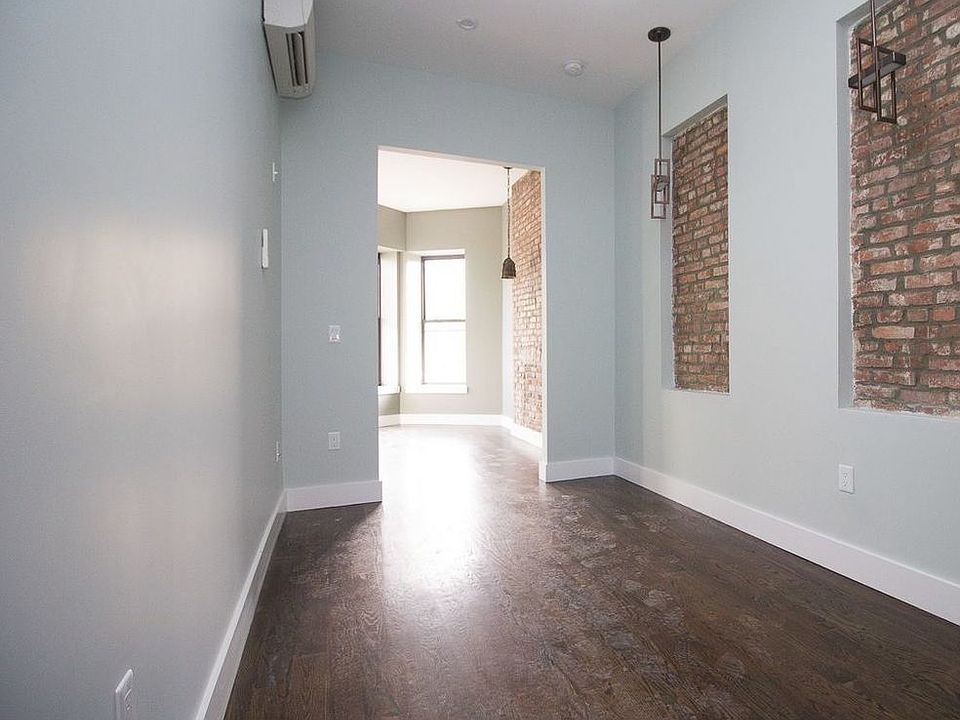 1st image of 903 Saint Johns Pl APT 1A