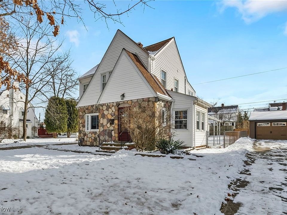 5965 Hodgman Dr, Parma Heights, OH 44130 | Zillow