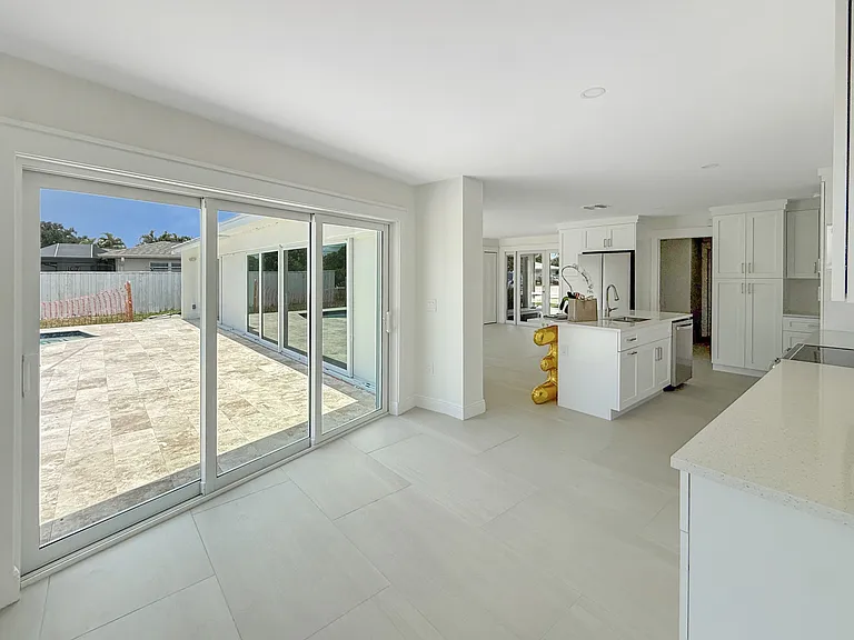 6950 Overlook Dr — Photo 3