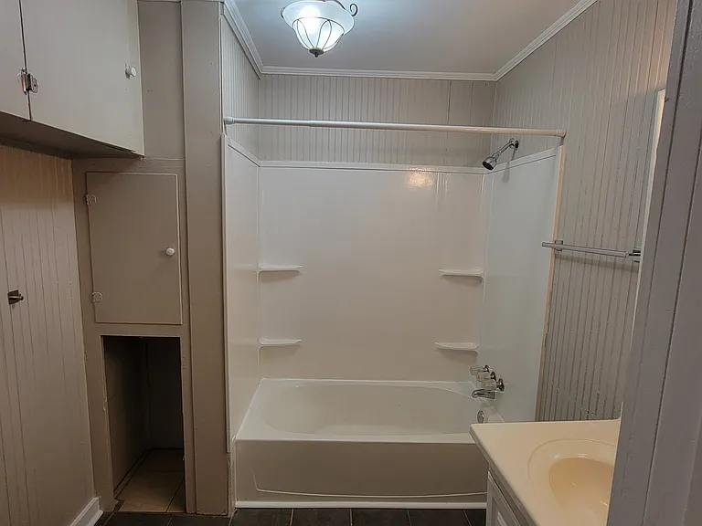 Guest bath